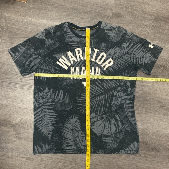 Under Armour Warrior Mana Mens Tee Shirt Large Floral Short Sleeve Project Rock - Picture 8 of 8